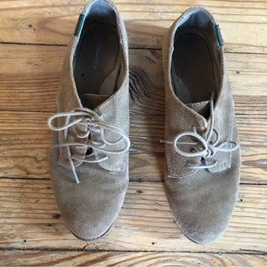 Bass Tan Suede Oxford Shoes size 9